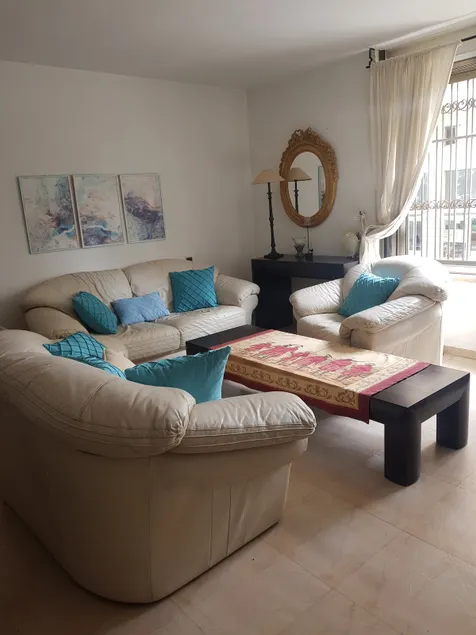 Lovely 4 room apartment on the Kikar Haatzmaout - Image 1