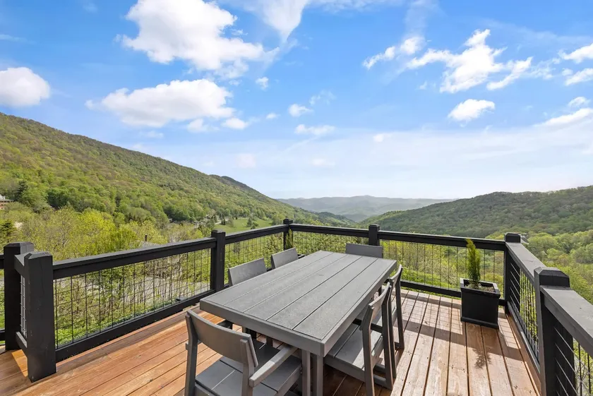 Pie in the Sky-mtn views, hot tub, EV charger! - Image 1