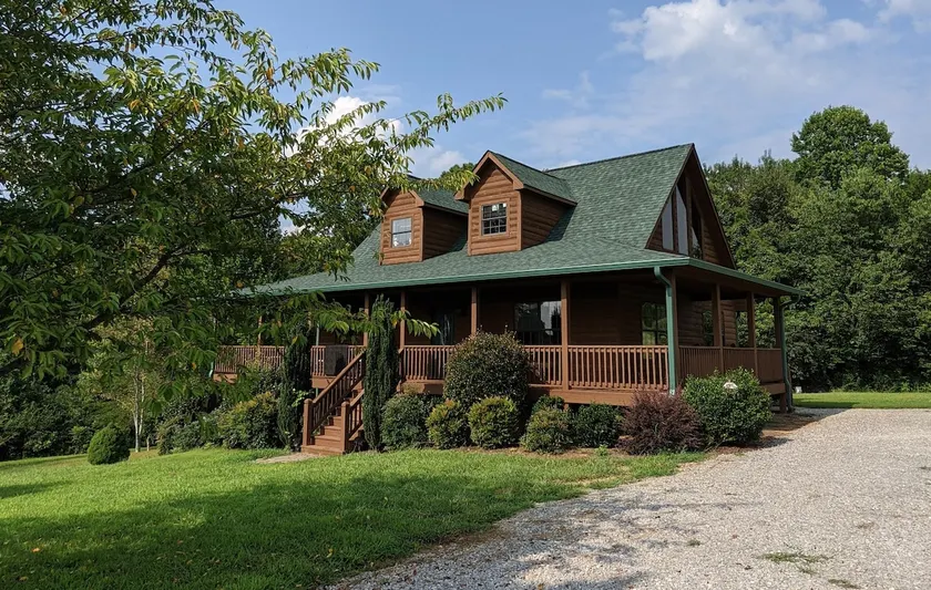 Mountain Vineyard Home Away from Home - Image 1
