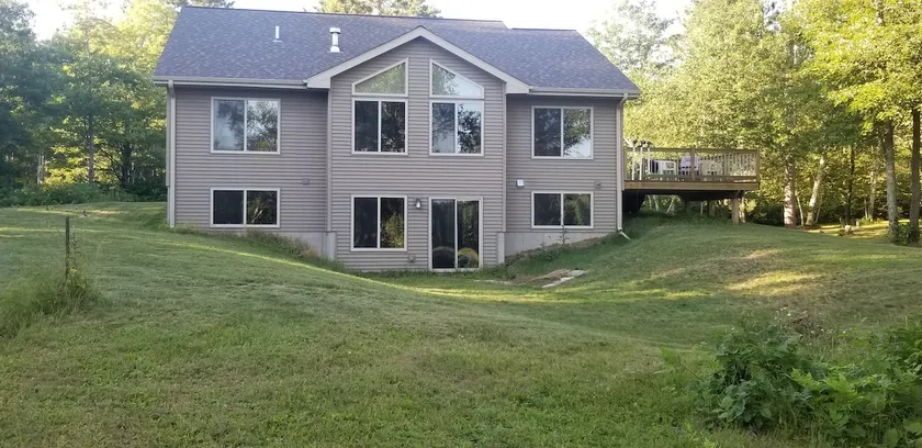 3-bdrm 2.5 Bath Lake Home. Sleeps 6-8. Gordon WI - Image 1