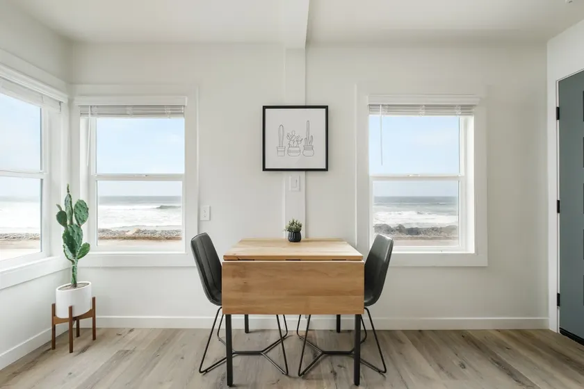 Beachfront Cottage (106) - Image 1