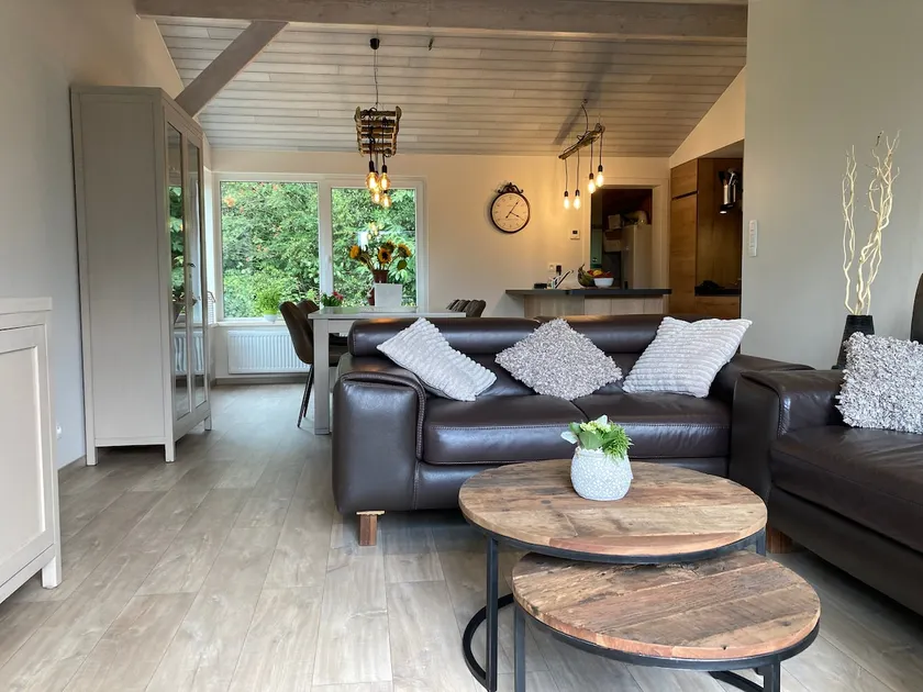 Luxury CHALET with sauna in a quiet and green environment - Image 1