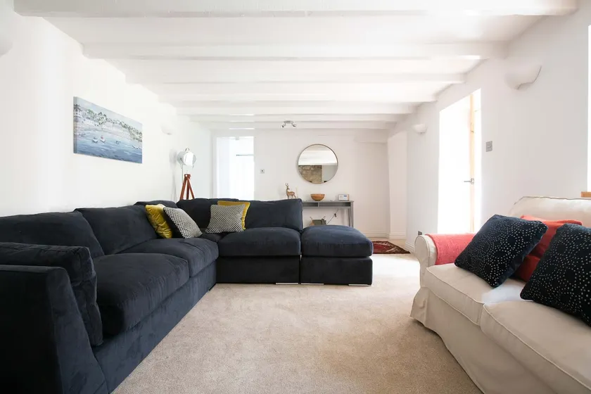 Cornish Cottage Sleeps 8 9 - Image 1