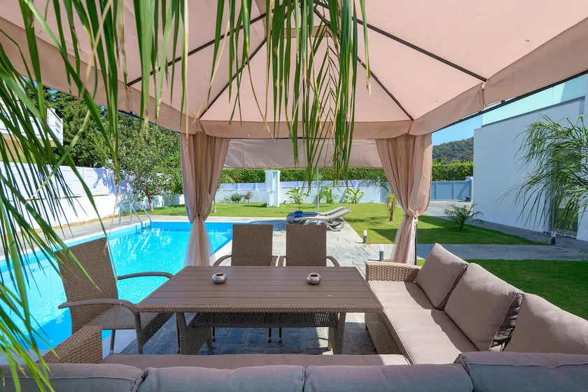 Villa Costa - Image 1