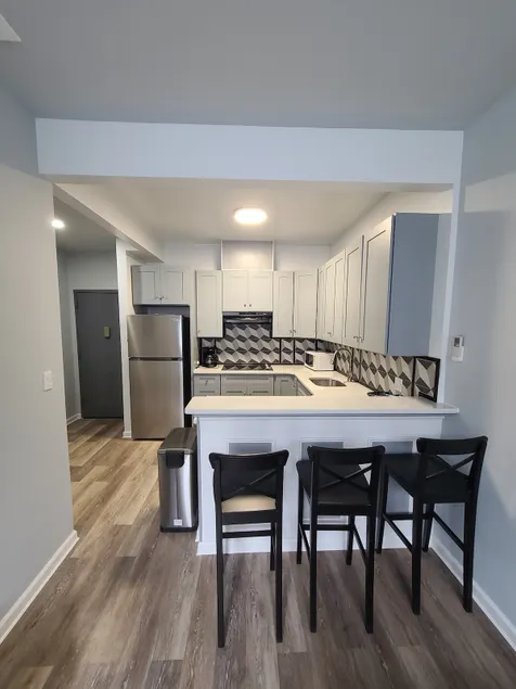 2 Bedroom 1 mile from 2026 Tennis US OPEN apt 202 - Image 1