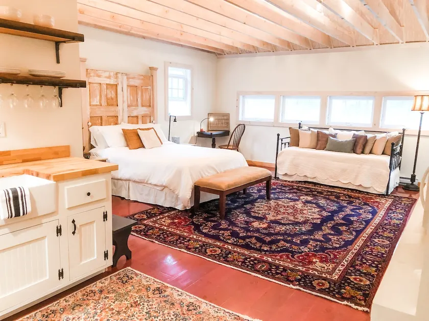 Beautiful & Relaxing Retreat Close to Ossipee Lake - Image 1