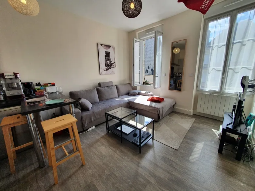 Cozy 40 m2 apartment near Saint-Jean train station - Image 1