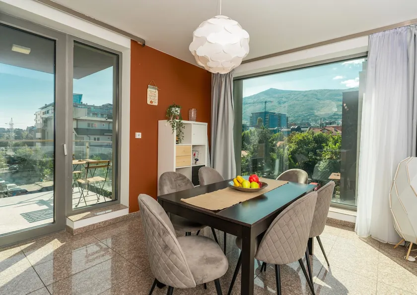 Vertigo 2 Modern 2-Bedroom Apartment with Parking & Vitosha View - Image 1