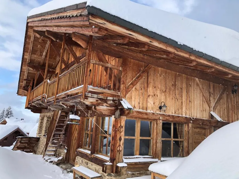 Wooden chalet on the slopes – Les Saisies - Image 1