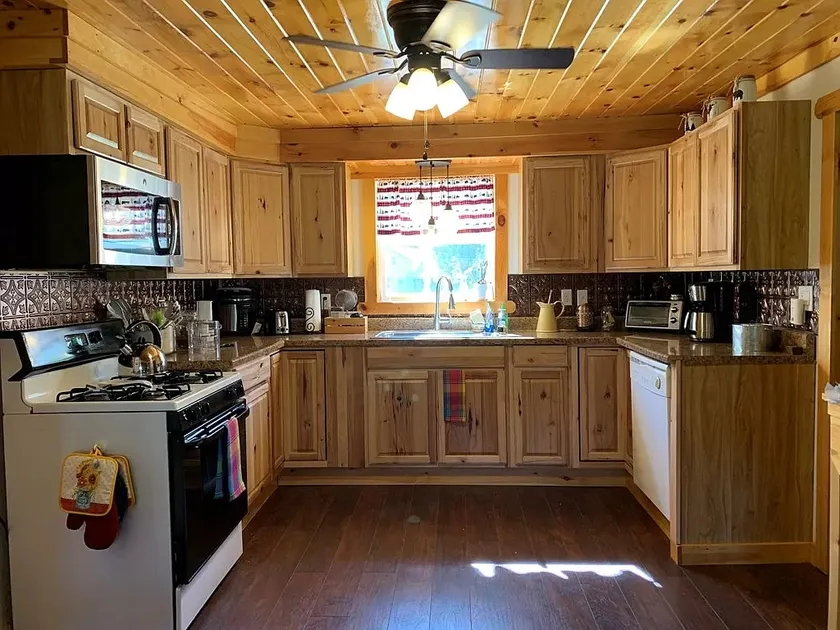 Charming Port Kent House - Image 1