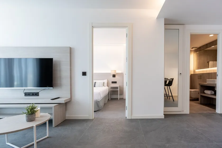 Art Apartments, Apartment with 2 twin beds - Image 1