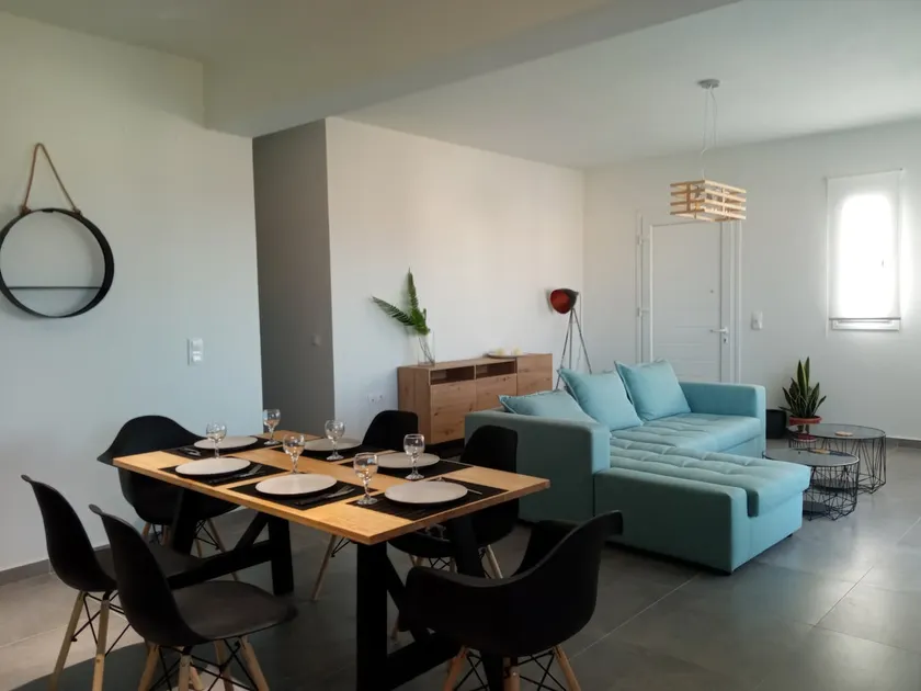 Seaside luxury apartment - Image 1