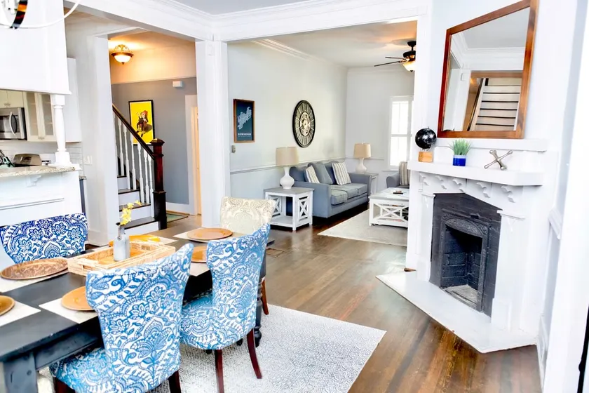 Private Historic Retreat in the Heart of Avondale! - Image 1