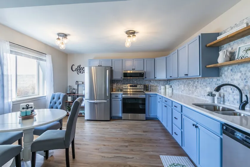 SEASCAPE - Private Apartment, Full Kitchen/Laundry - Image 1