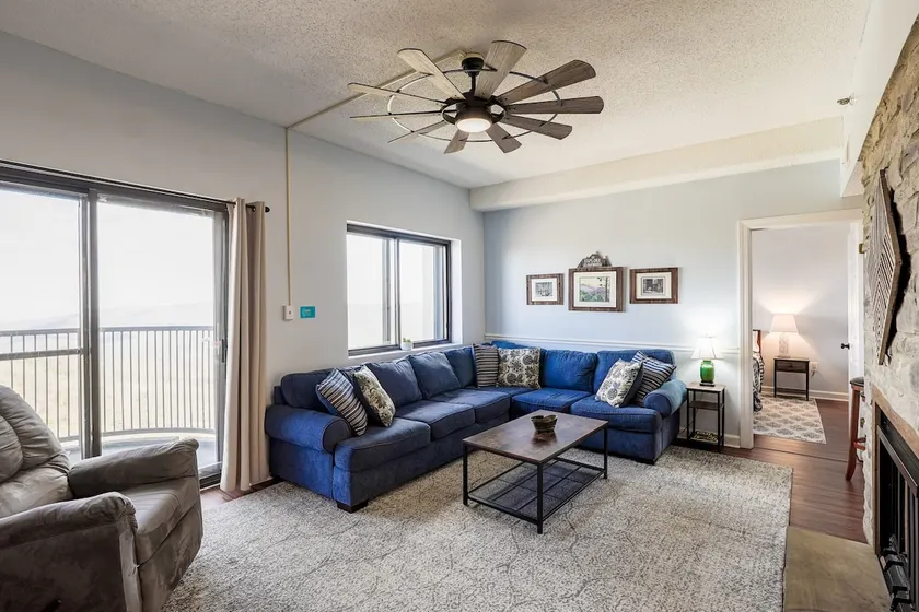 2019 Sugartop Mountain Condo- Views, Pool, Hot tub - Image 1