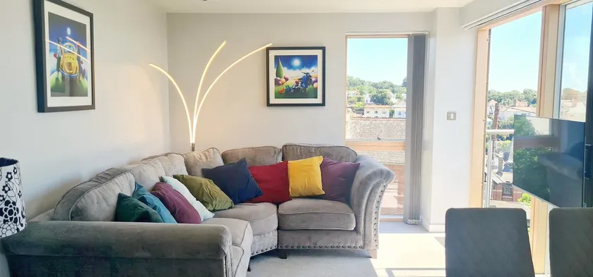 Number 10, Montpellier Apartments, Teignmouth - Image 1