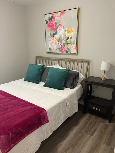 The Irene - 2 Bedroom Apt in Quilt Town, USA - Image 1
