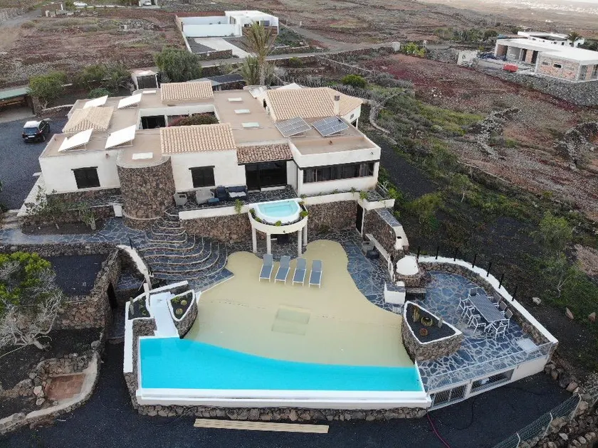Villa Olimpia - Image 1