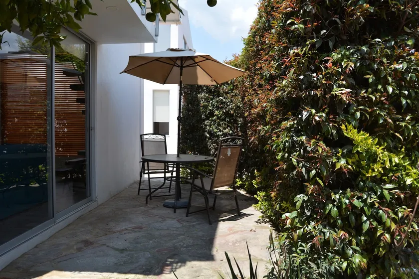 Farmhouse Guest House!! - Image 1
