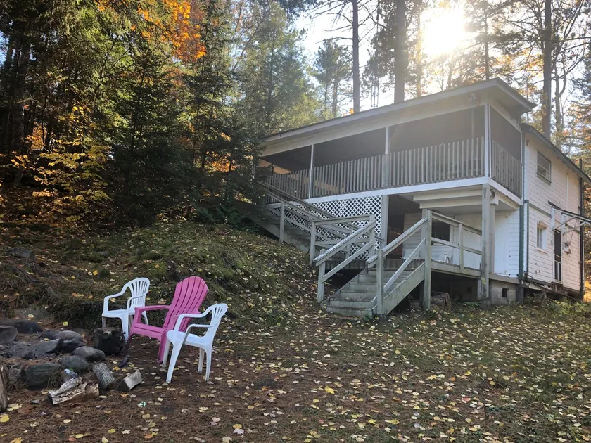 Cheerful Lakefront Cottage-no cleaning fee - Image 1