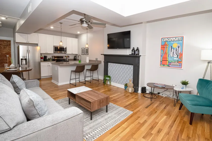 Heart of OTR with King Bed + Free Garage Parking - Image 1