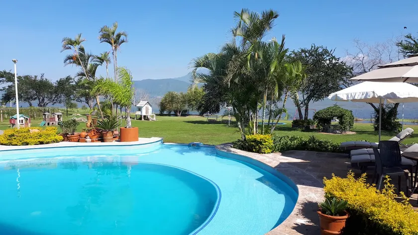 3 GaCoPe Villas Pool and Terrace by the lake - Image 1