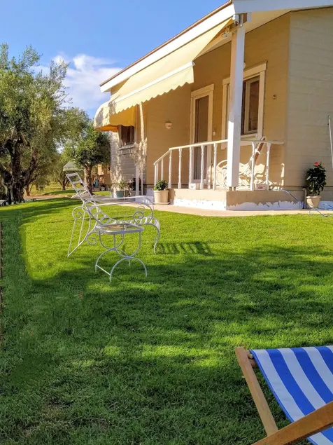 Iliokali: Vacation home with private pool - Image 1
