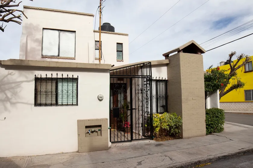 House Near Derramadero Industrial Zone/invoice - Image 1