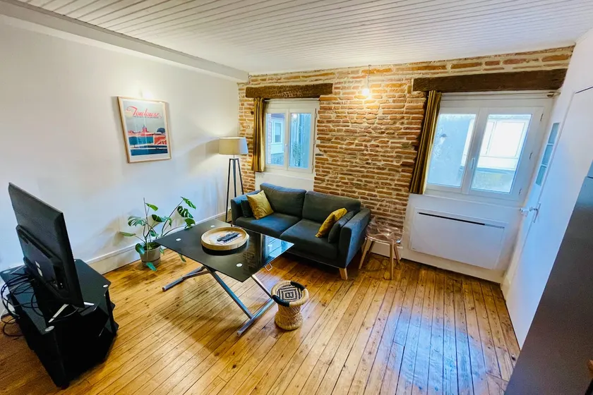 Capitole – Charming apartment – Fiber optic internet / Netflix - Image 1
