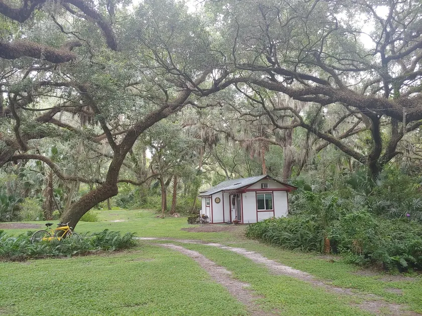 Peaceful, adorable, guest cottage on Apopka Canal. - Image 1