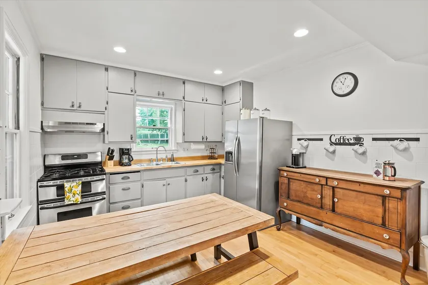 Cedarburg Historic Home - 3 Bedroom- Walk to DT - Image 1
