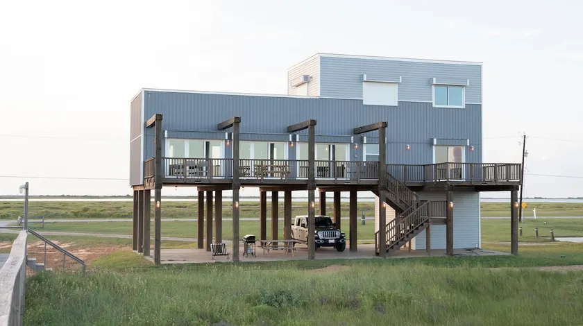 Peaceful Easy Feeling Beach House in Freeport, TX - Image 1