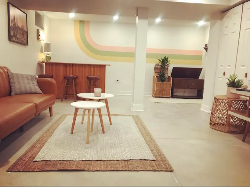 Boho BaseCamp + Private Entrance + Stanley Market - Image 1