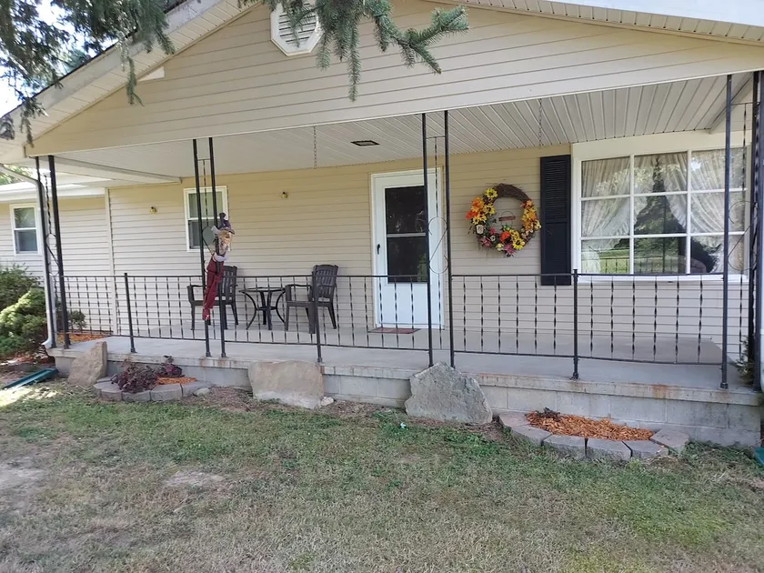Country Comfort - Image 1
