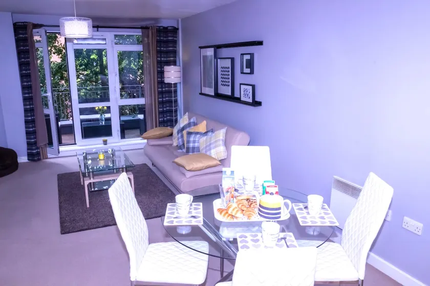 Allen Luxury Apartment - Image 1