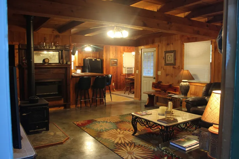 Charming Cabin in the Eastatoee Valley, and a deck on the river. - Image 1