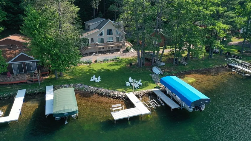 Chalet Minocqua on Lake Tomahawk with Game Room - Image 1