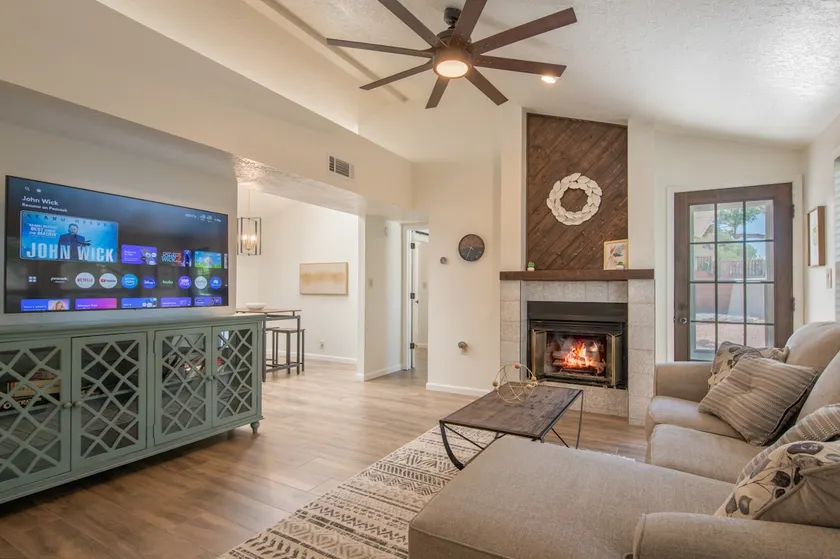 Relax in Comfort: Modern 2BR Home, Great Location - Image 1