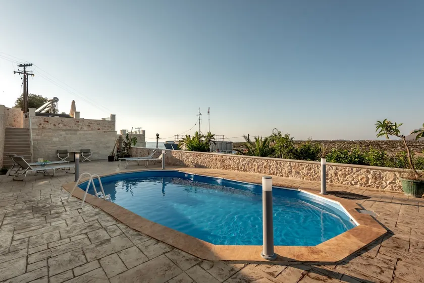 Stone house with beautiful view in Agios Onoufrios - Image 1
