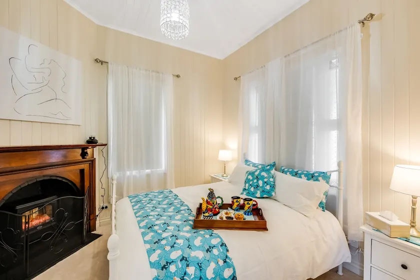 Toowoomba Character listed cottage/pet friendly. - Image 1