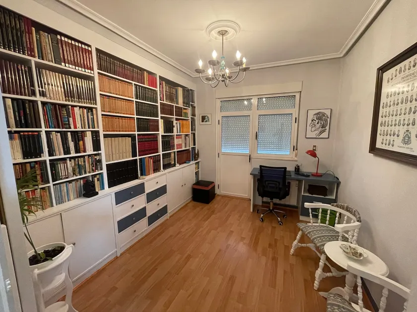 Apartment in a natural setting, ”The library” - Image 1