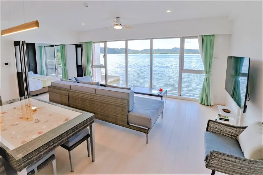 Oceanfront condominium with stunning views! - Image 1