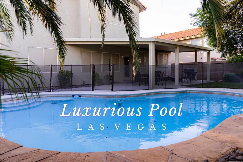 Luxurious Pool Home mins from Las Vegas Strip - Image 1