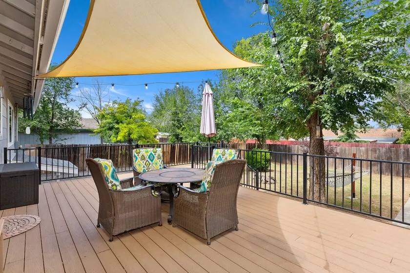 Retreat on Rosser! - Image 1