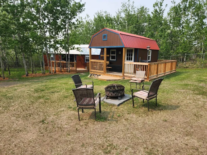 Quaint cabin at Building Bridges Retreat center! - Image 1
