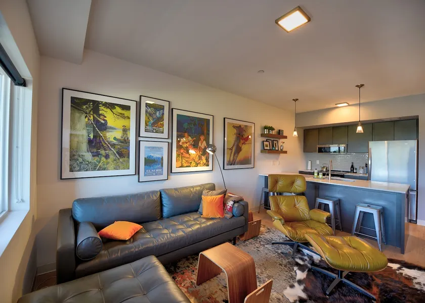 Easy Access to all things Bozeman - with indoor parking! - Image 1