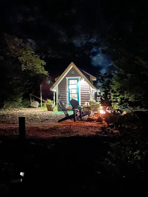 Private & Remote, Enjoy Outdoors, Sleep in Luxury - Image 1