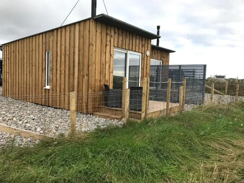 Tiree: Hynish, unique self catering cabin - Image 1