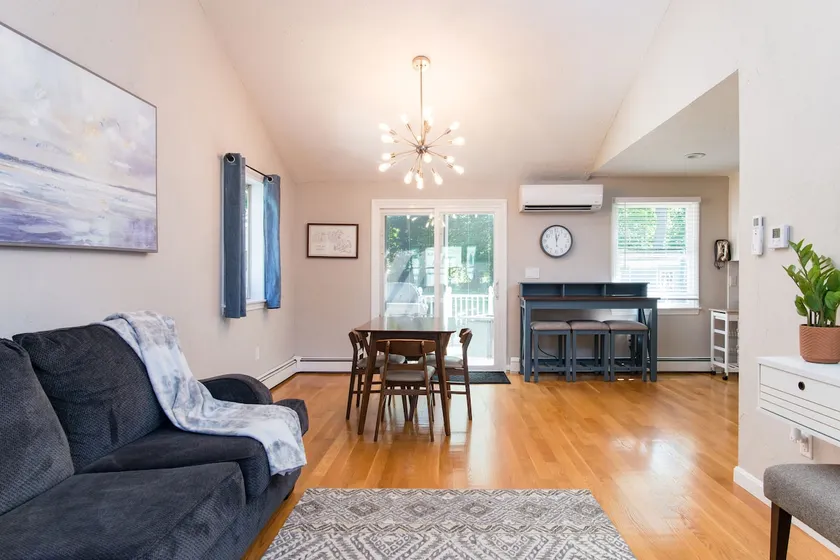 Cheerful 1-bedroom New England Ranch - Image 1