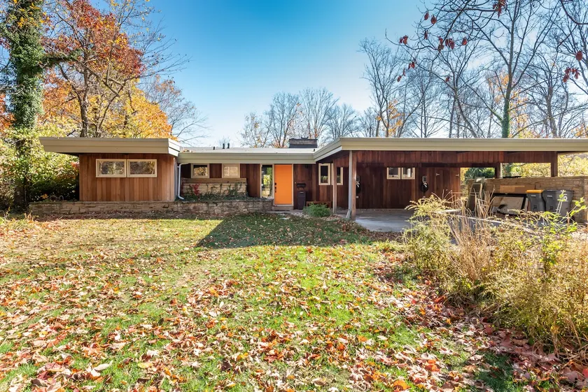The Mid-Century Modern ”Middle Finger” - Image 1